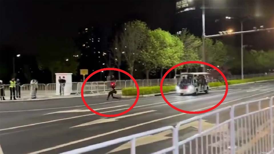 北京機械人馬拉松測試 一車人跟在後面遙控（影片）