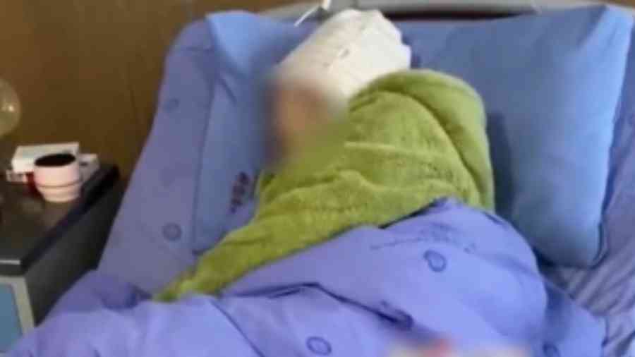 貴州女子剖腹產後失明 情緒崩潰