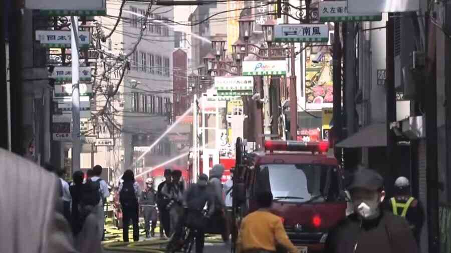 日本大阪道頓堀附近火災 傳爆炸聲後煙霧瀰漫