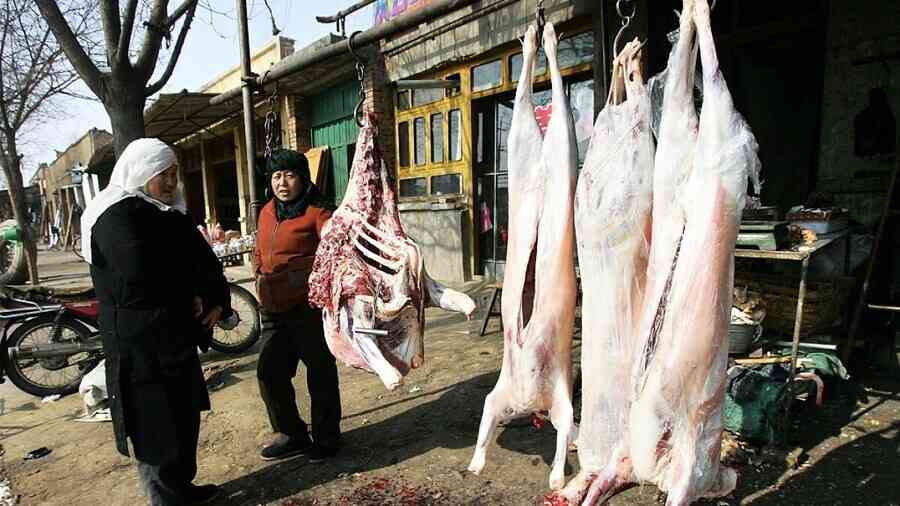 「原切牛肉」竟含食用膠 內蒙牛肉龍頭遭查