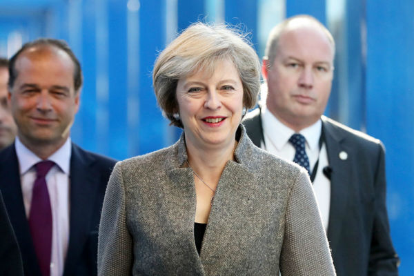 圖為英國首相文翠珊10月2日宣佈，英國將在明年3月底前正式啓動脫離歐盟的程序。（Matt Cardy/Getty Images）