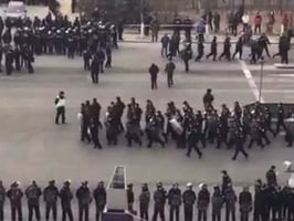 上千警圍堵天津市天穆村3天 抓捕維權村民