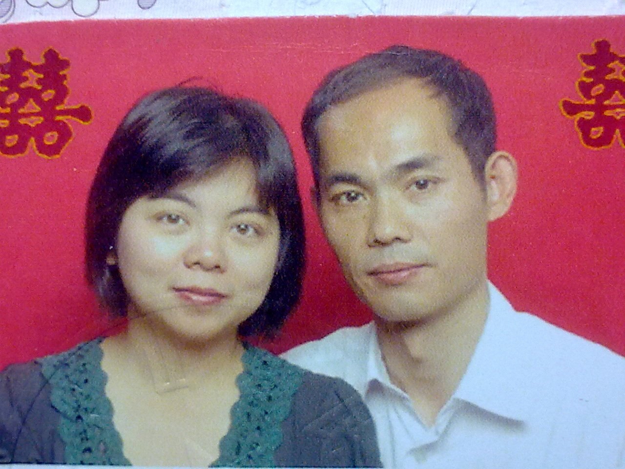 深圳法輪功學員童琳（左）。（明慧網）